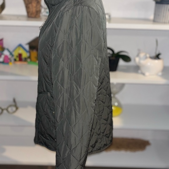 Women's Quilted Jacket‎ - Black - Picture 5 of 8